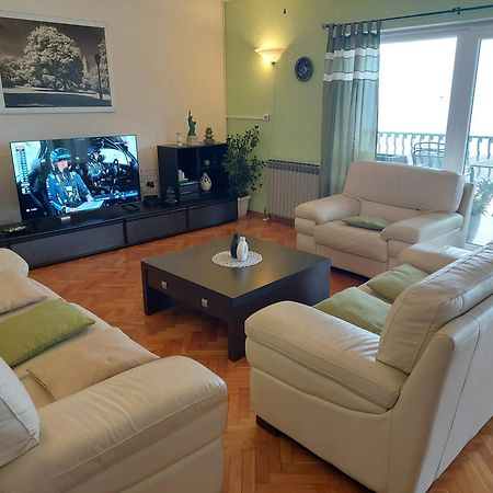 Vrata Jadrana 1 Apartment Rijeka Bagian luar foto
