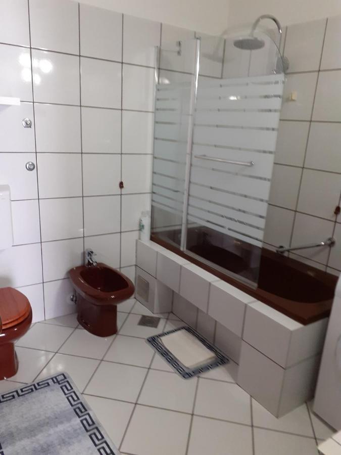 Vrata Jadrana 1 Apartment Rijeka Bagian luar foto