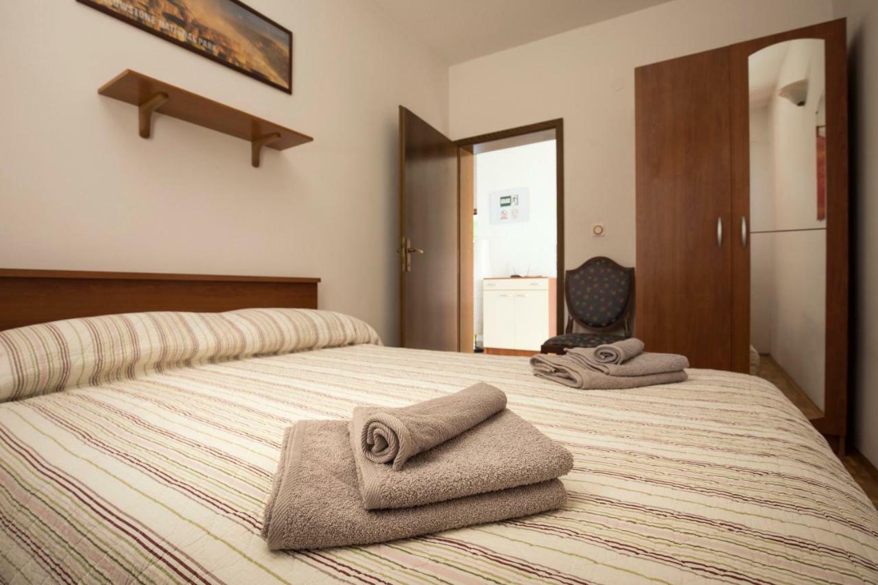 Vrata Jadrana 1 Apartment Rijeka Bagian luar foto